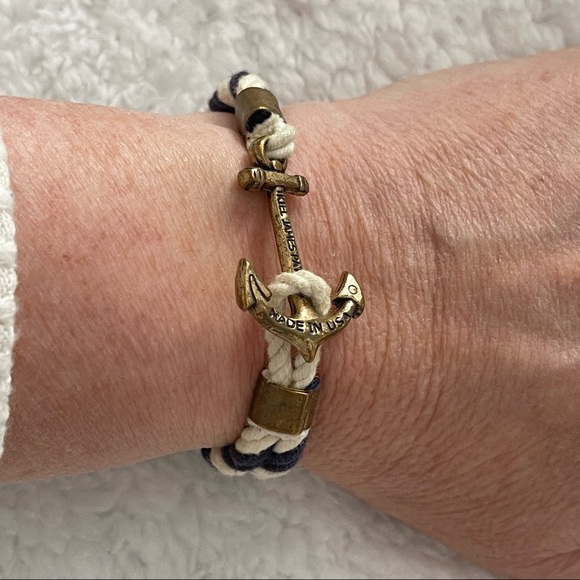 Jolly Roger Knot Bracelet - Picture 3 of 5